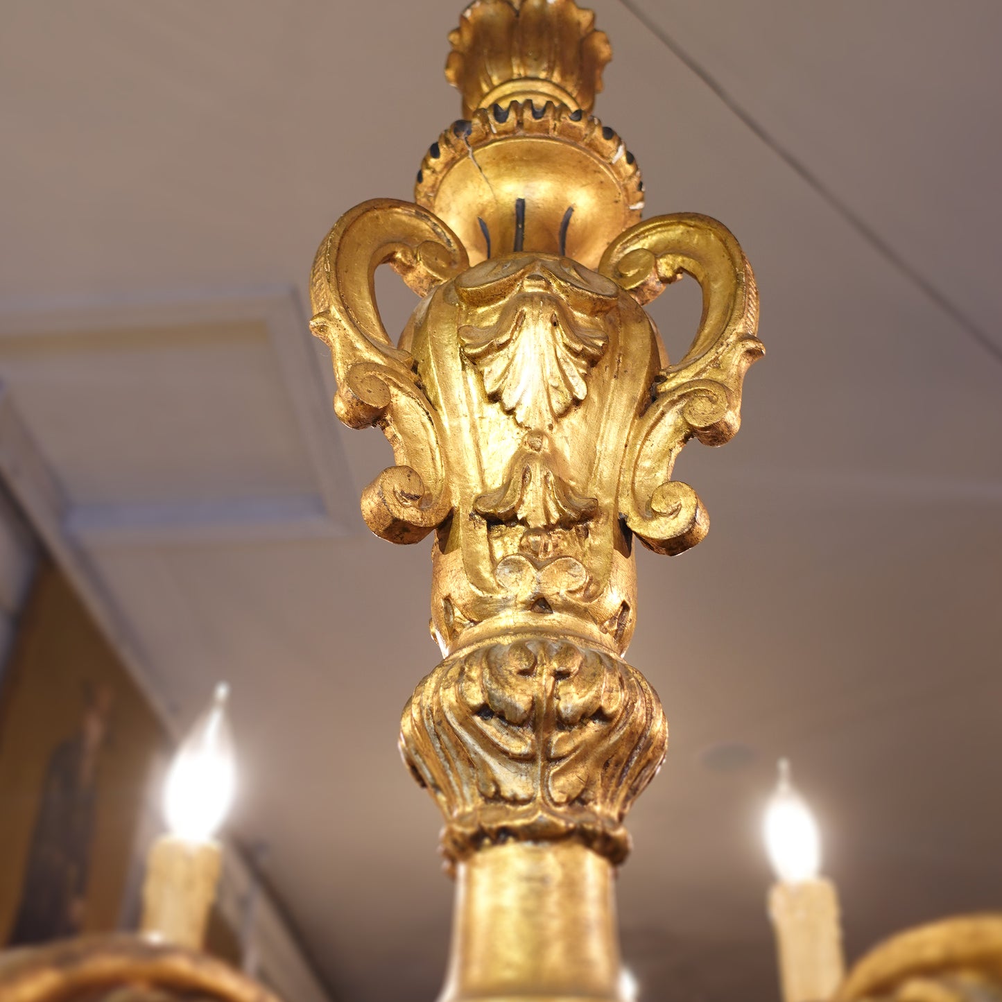 19th century Giltwood 6-light Italian Chandelier