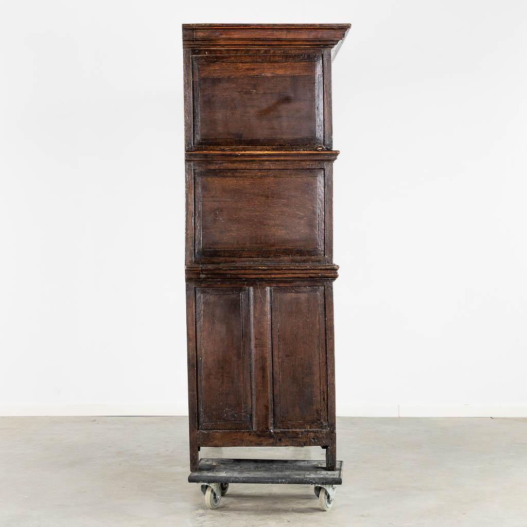 Distinctive early 18th century Dutch Oak Geometric Kussen Cabinet with integral Secretairiat